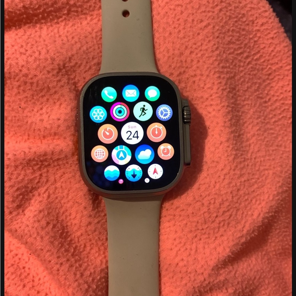 Apple Smartwatch with Cream Band